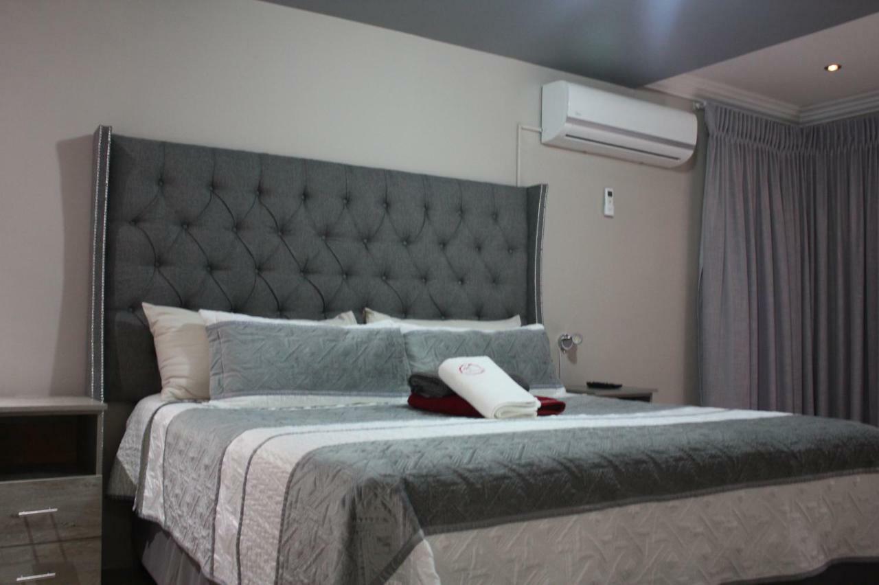 On Hill Lodge بلومفونتين المظهر الخارجي الصورة