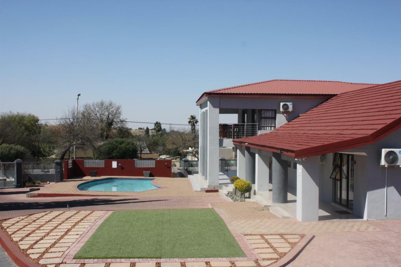 On Hill Lodge بلومفونتين المظهر الخارجي الصورة